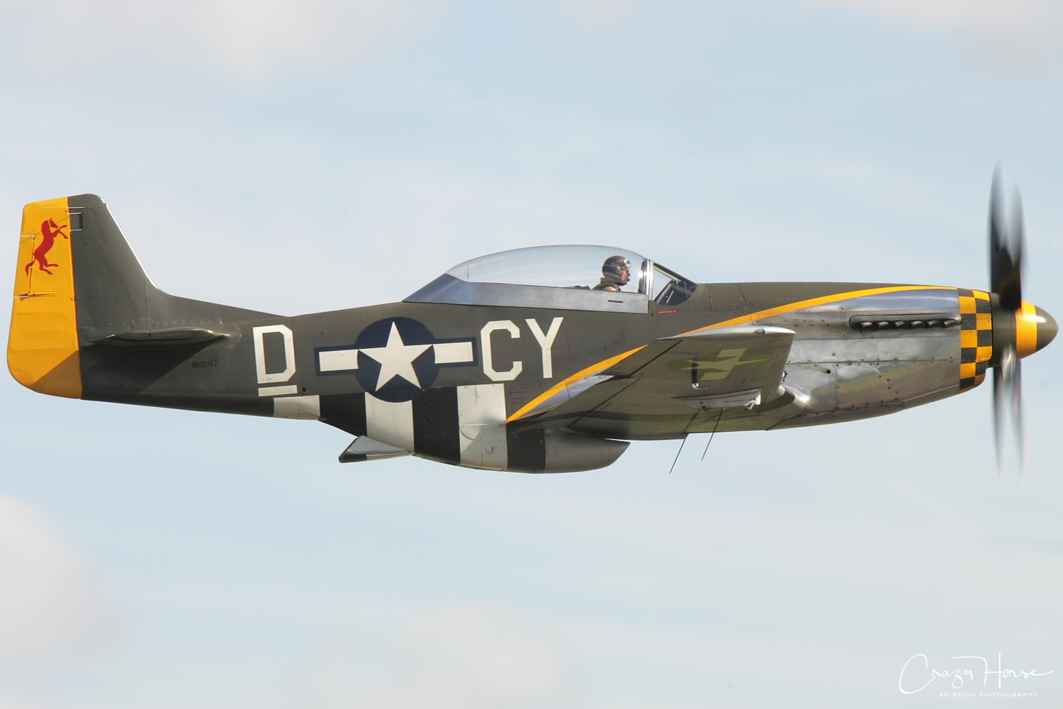 洋書 FLYING LEGENDS Flying Legends 2025 by John M. Dibbs | Quarto At A Glance